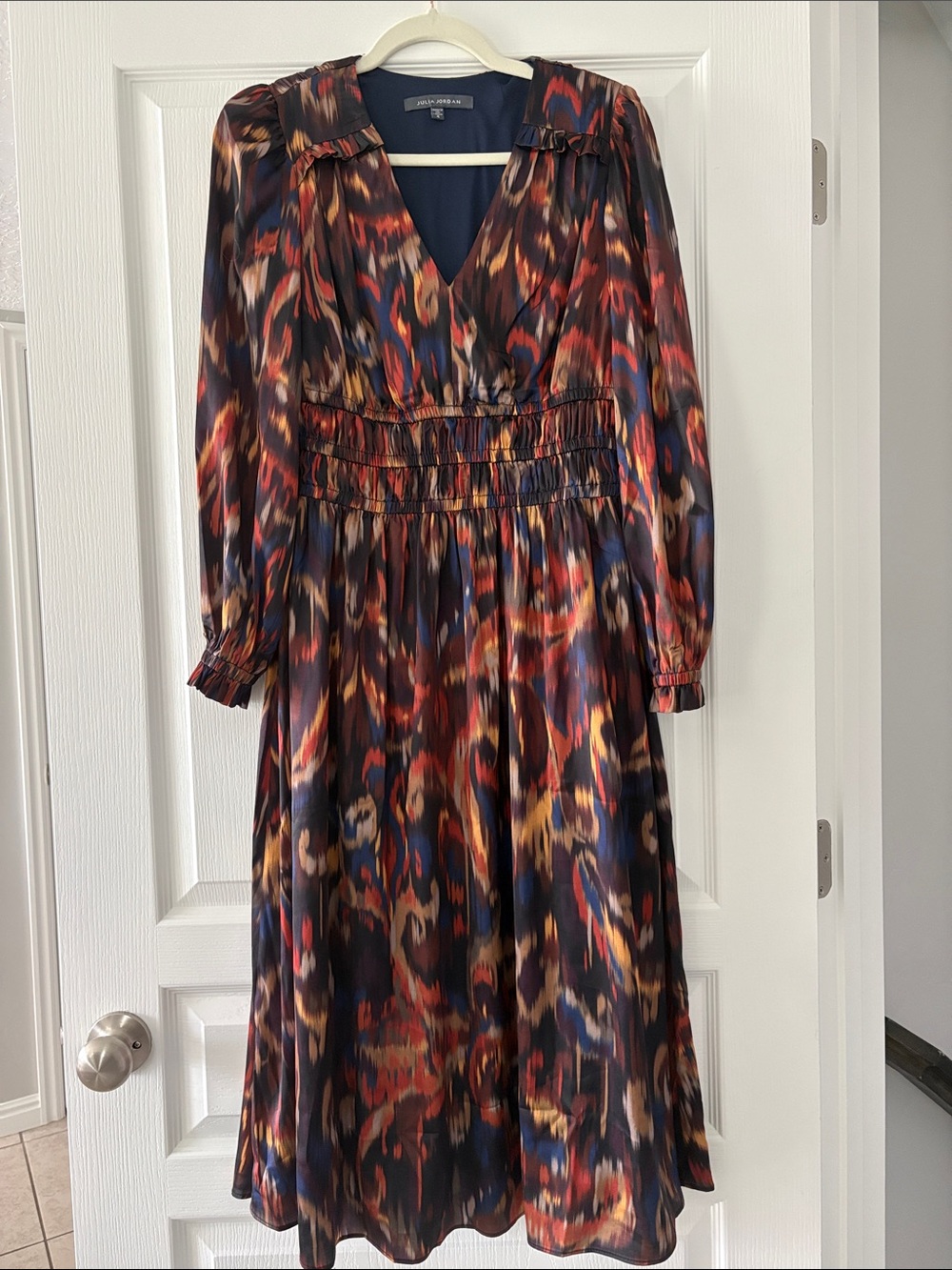 julia jordan Navy Multicolor Abstract Long Sleeve Maxi Dress